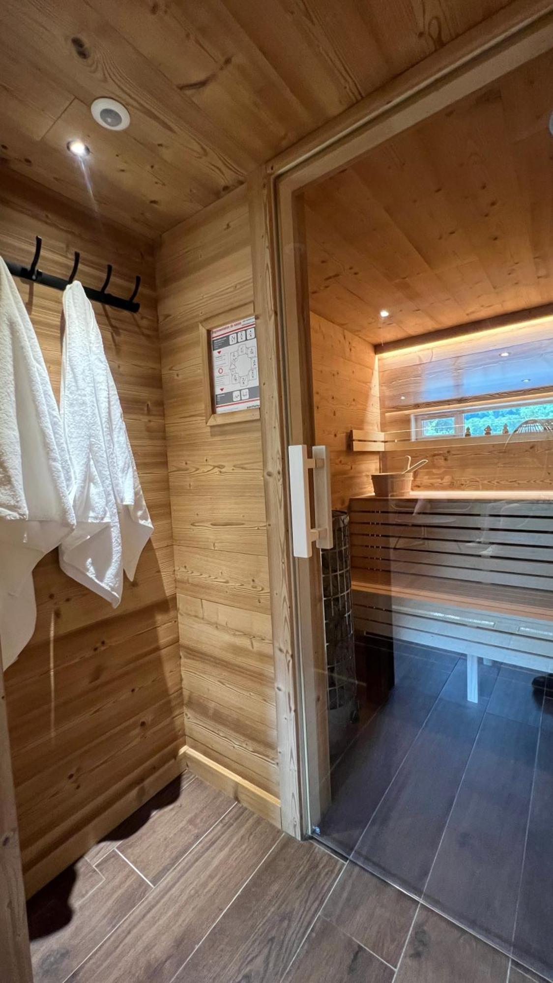 Domaine Du Chant De La Planche - Spa - Hautes Vosges Saulxures-sur-Moselotte Стая снимка